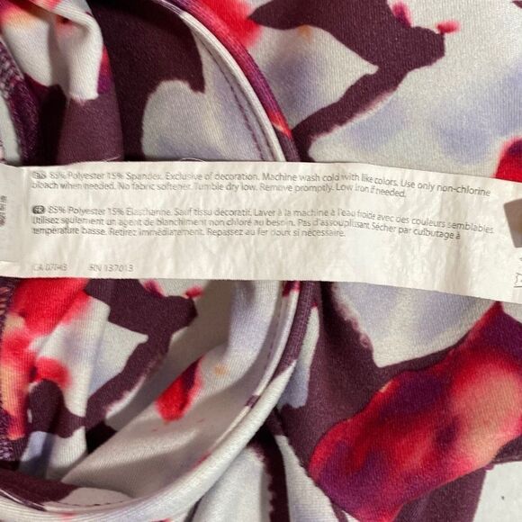 Balance Collection Capri Athletic Leggings Size Medium, Maroon Red and White Flo - Picture 8 of 13